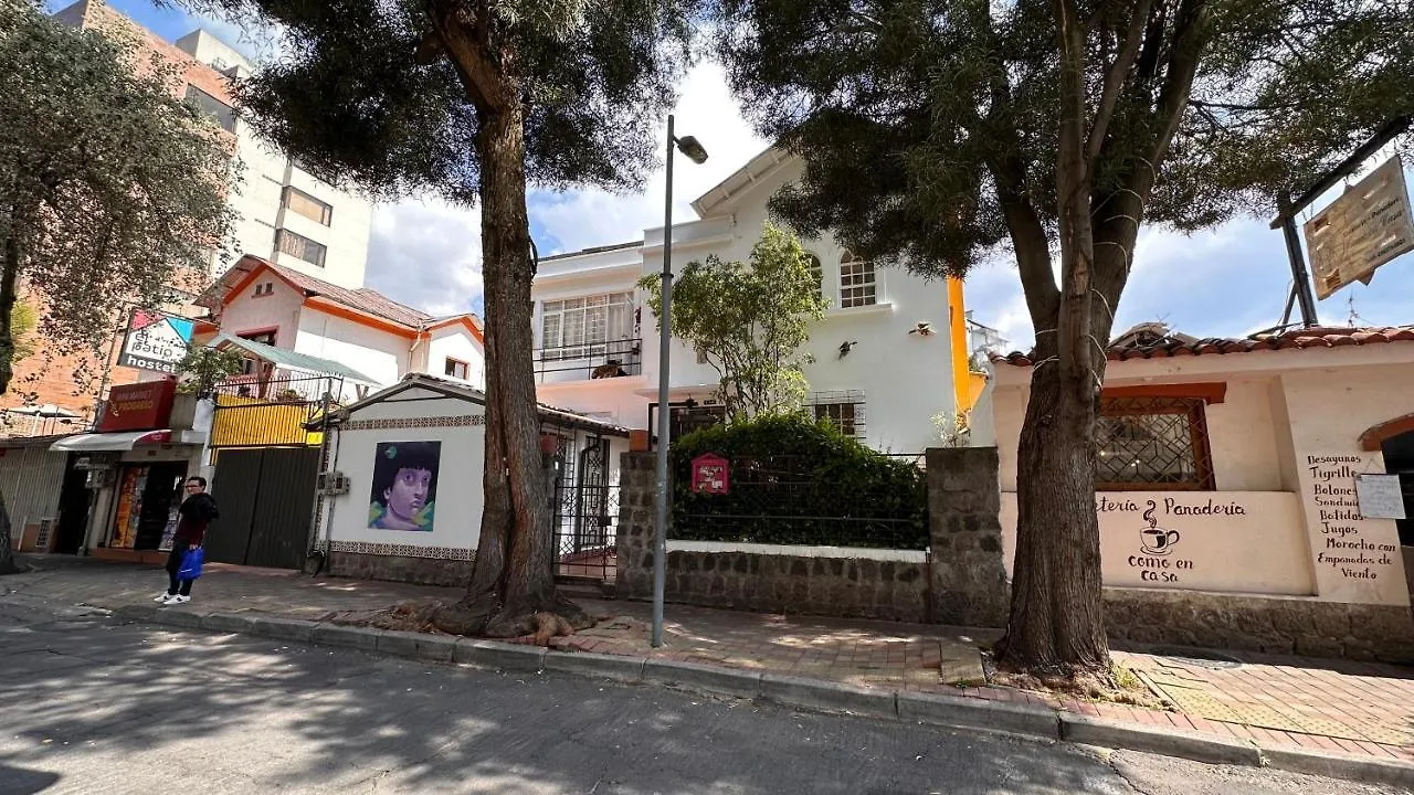Campus Residencias Bed & Breakfast Quito 0*,