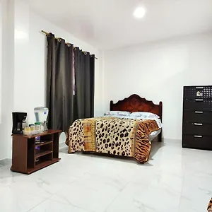 https://apt-cuarto-en-galapagos.puertoayorahotels.com