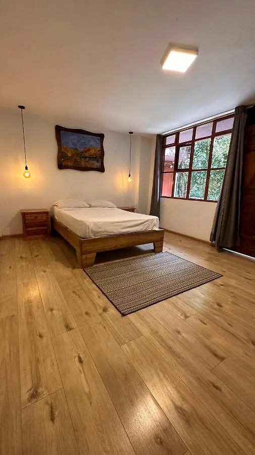 Campus Residencias Bed and Breakfast Quito